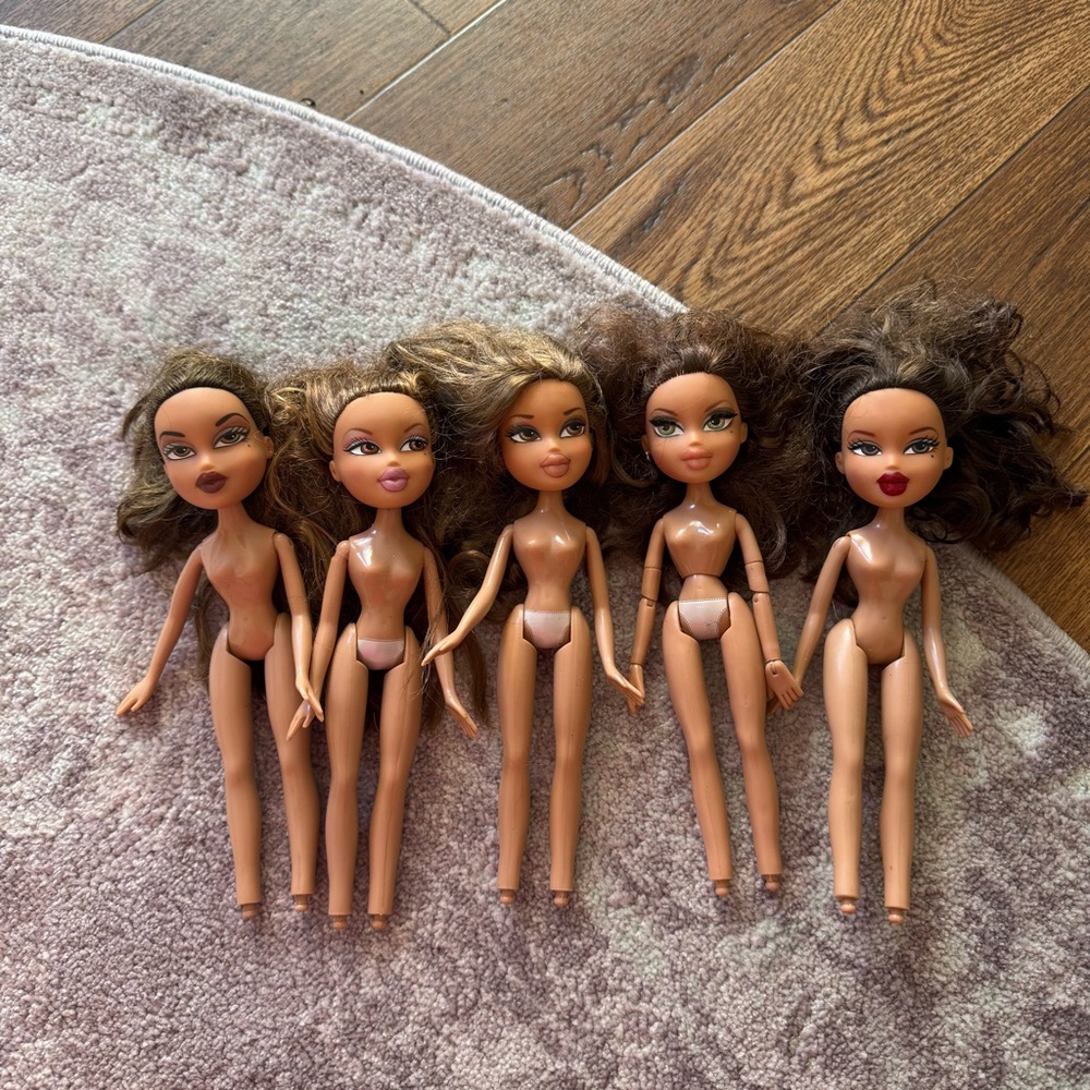 Bratz Dolls Yasmin 2001 Lot Set of 5